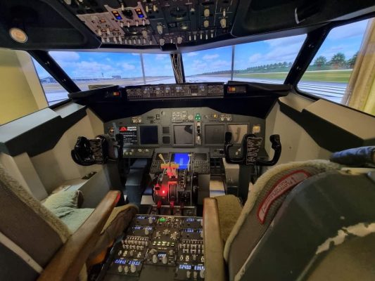 Used Boeing 737-800 P3D Simulator